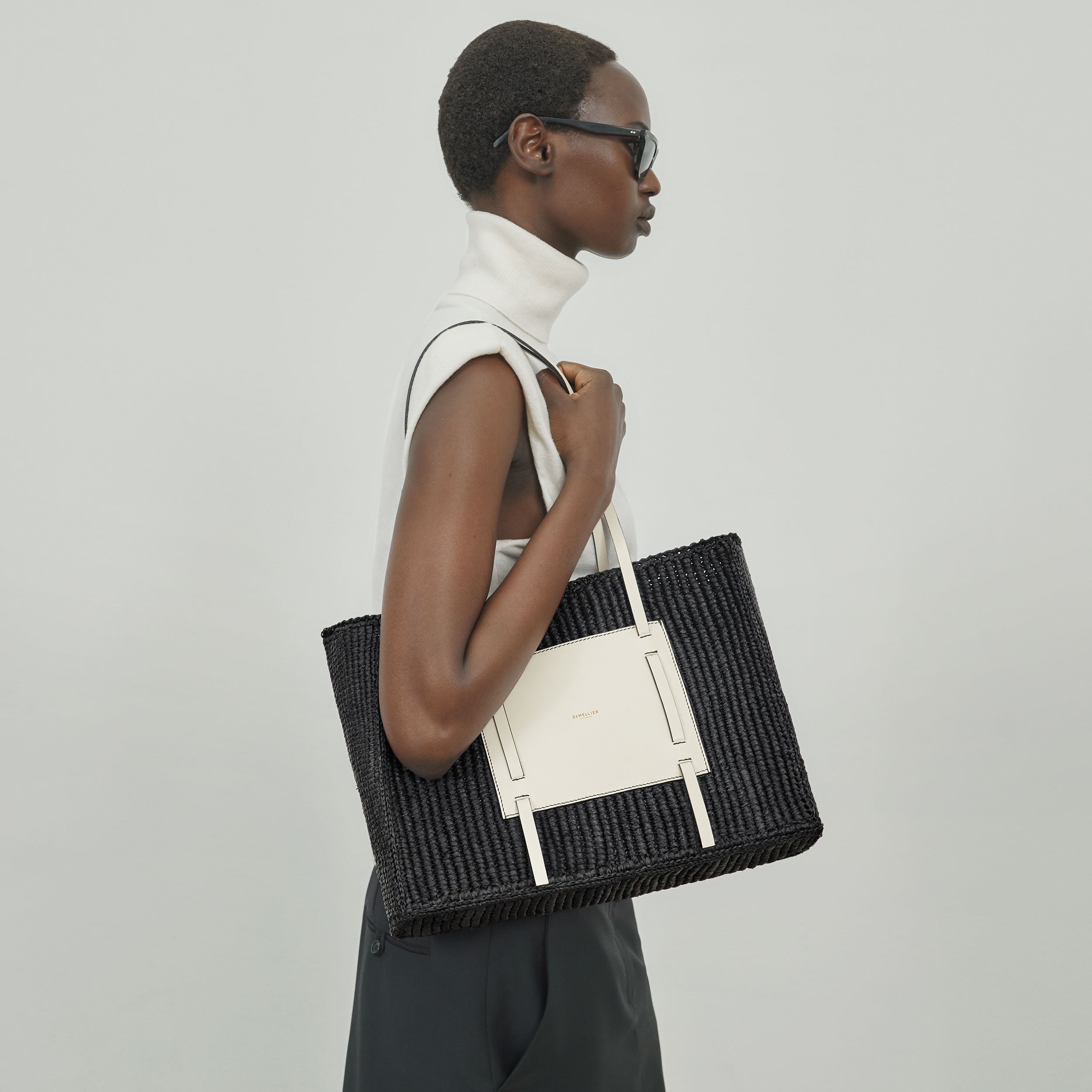 Der Capri - Salz & Pfeffer Canvas schwarz glatt