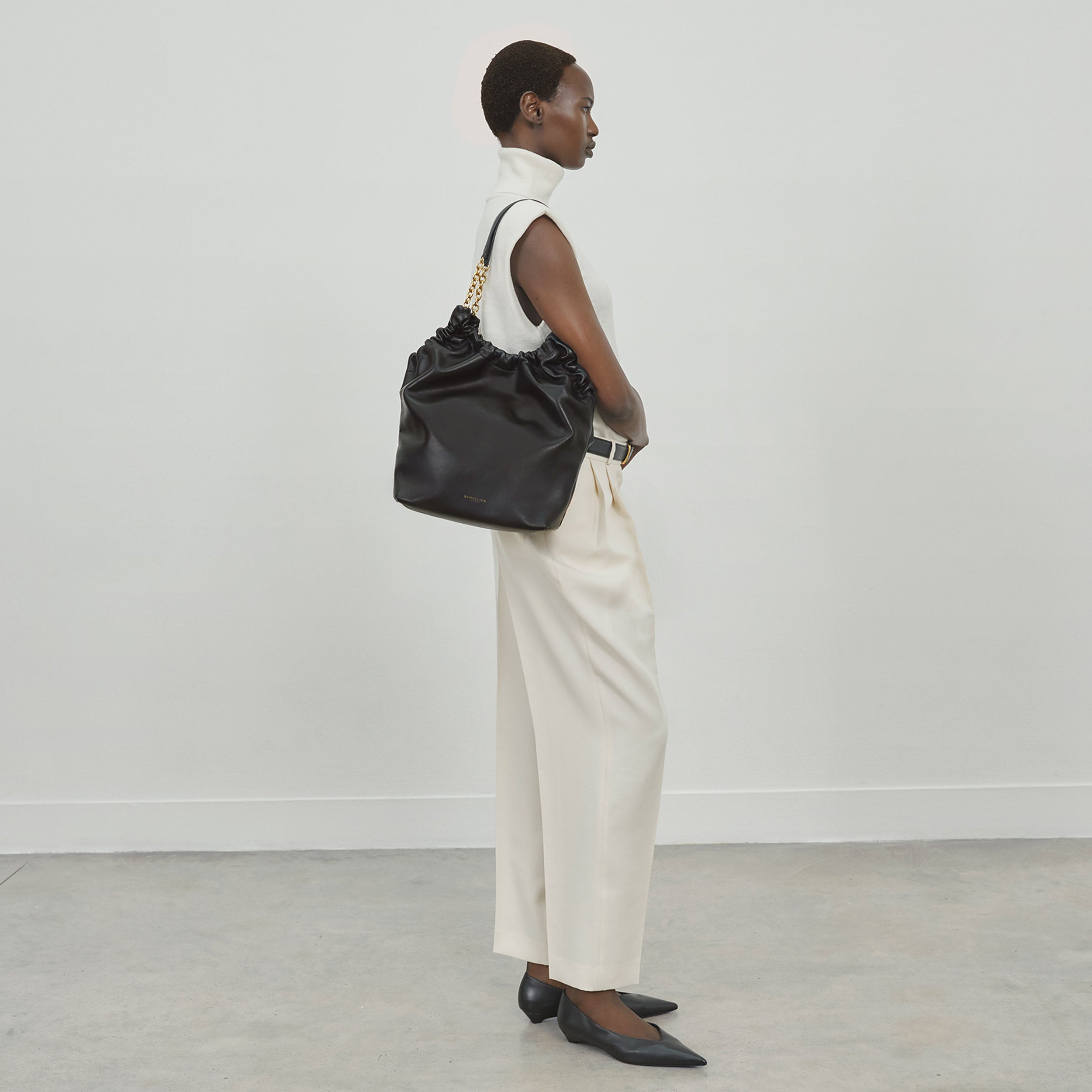 The Miami - warmes Raffia schwarz glatt
