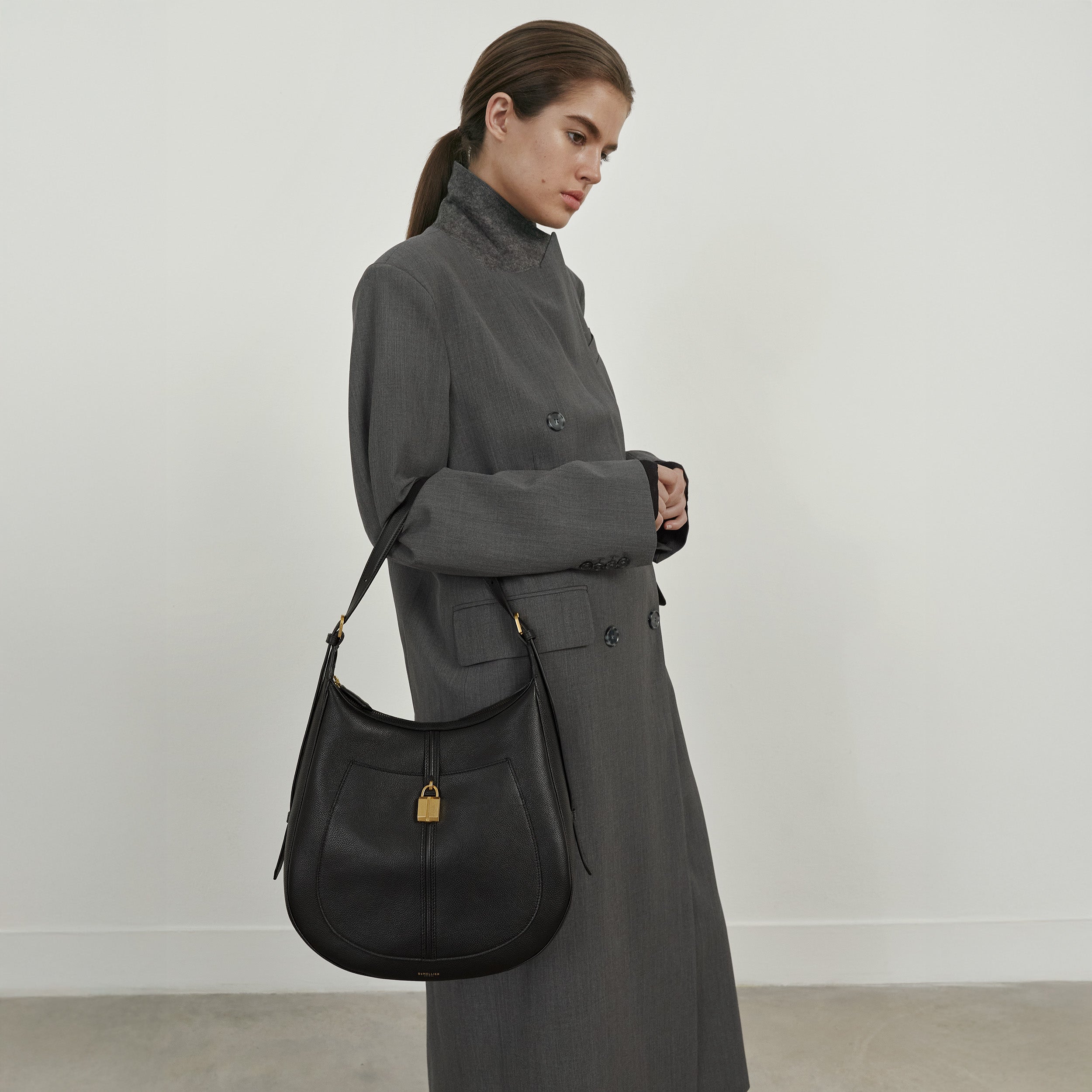 Le sac hobo Siena - blanc cassé à petit grain