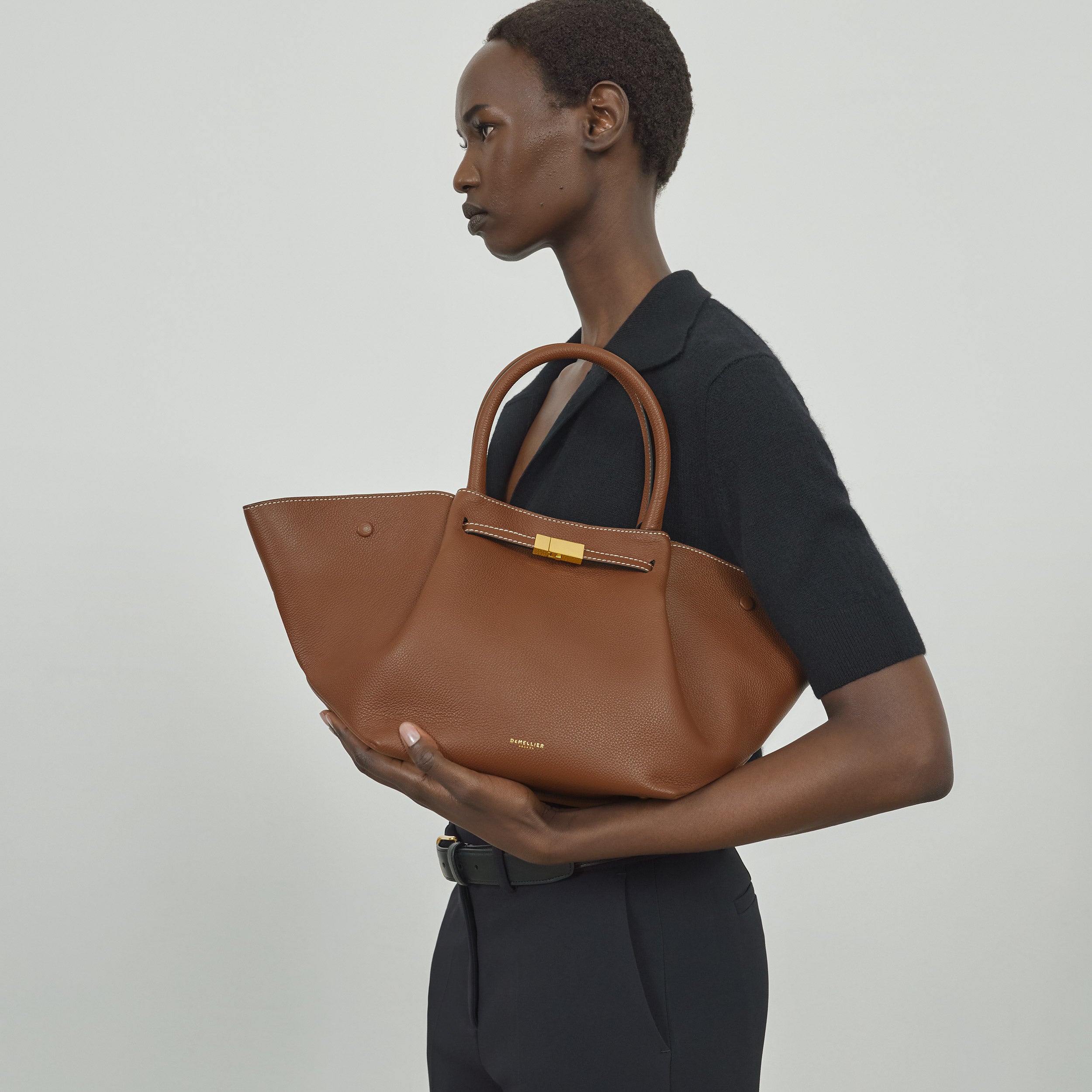 The Midi New York - tan small grain ecru stitching